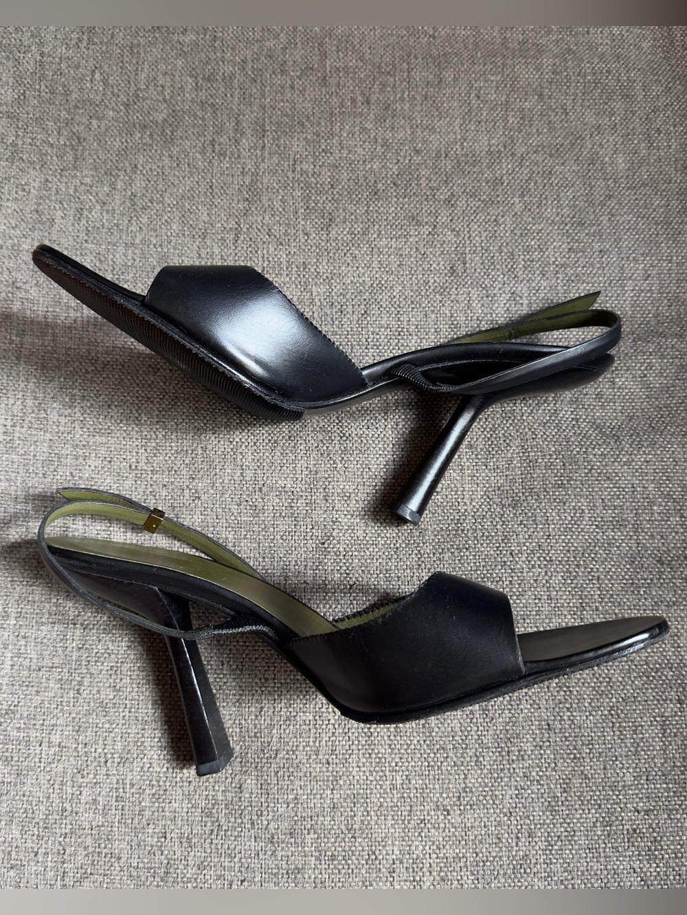 Vintage Gucci x Tom Ford black slingback heels - Picture 4 of 8